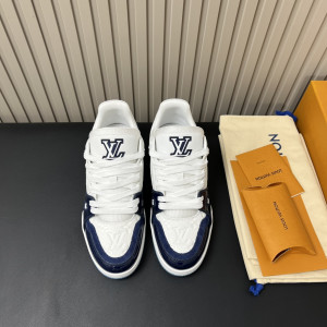 LV 트레이너 운동화