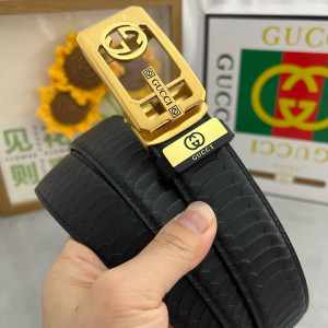 GUCCI 자동버클 가죽 벨트