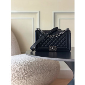 CHANEL 클래식 퀼팅 숄더백